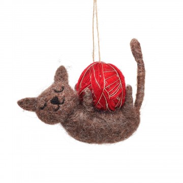 Cat & Ball of Wool...